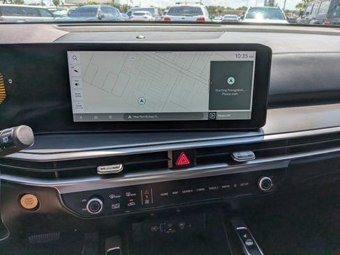 Certified 2025 Kia Sorento S FWD image 24