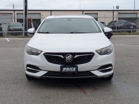 Used 2018 Buick Regal Preferred w/ Sights and Sounds Package FWD image 2