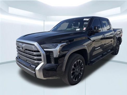 Used 2025 Toyota Tundra Limited image 2