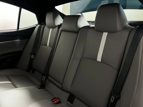 Certified 2025 Toyota Camry SE FWD image 22