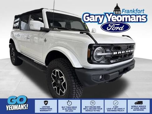 Used 2022 Ford Bronco Outer Banks AWD/4WD image 1