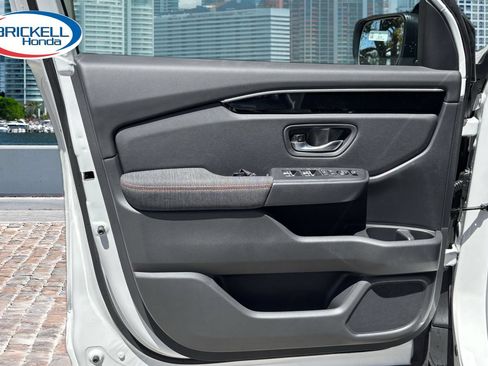 New 2026 Honda Pilot Sport image 10