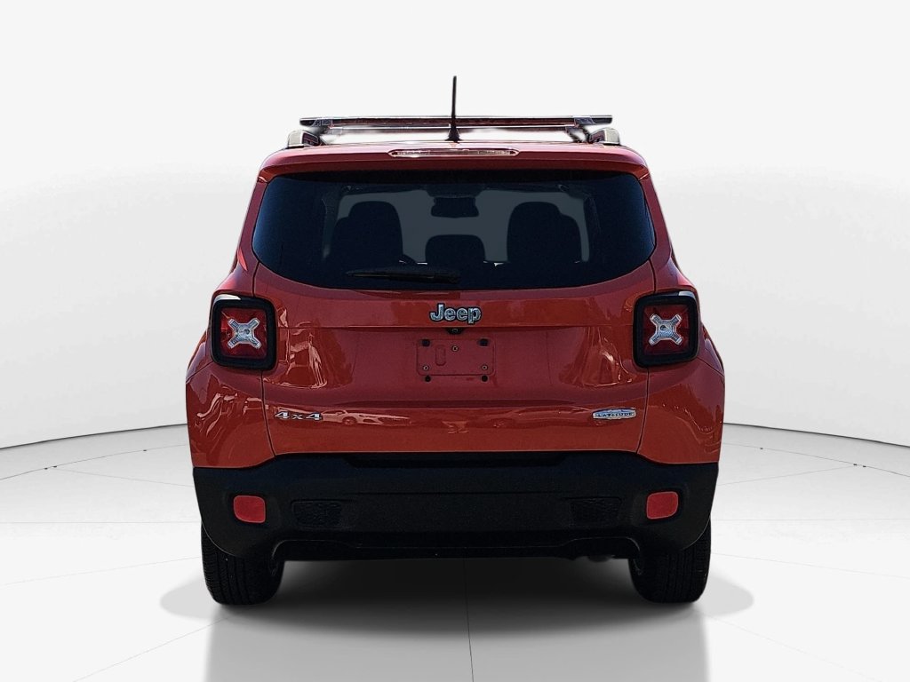 Used 2016 Jeep Renegade Latitude AWD/4WD image 7
