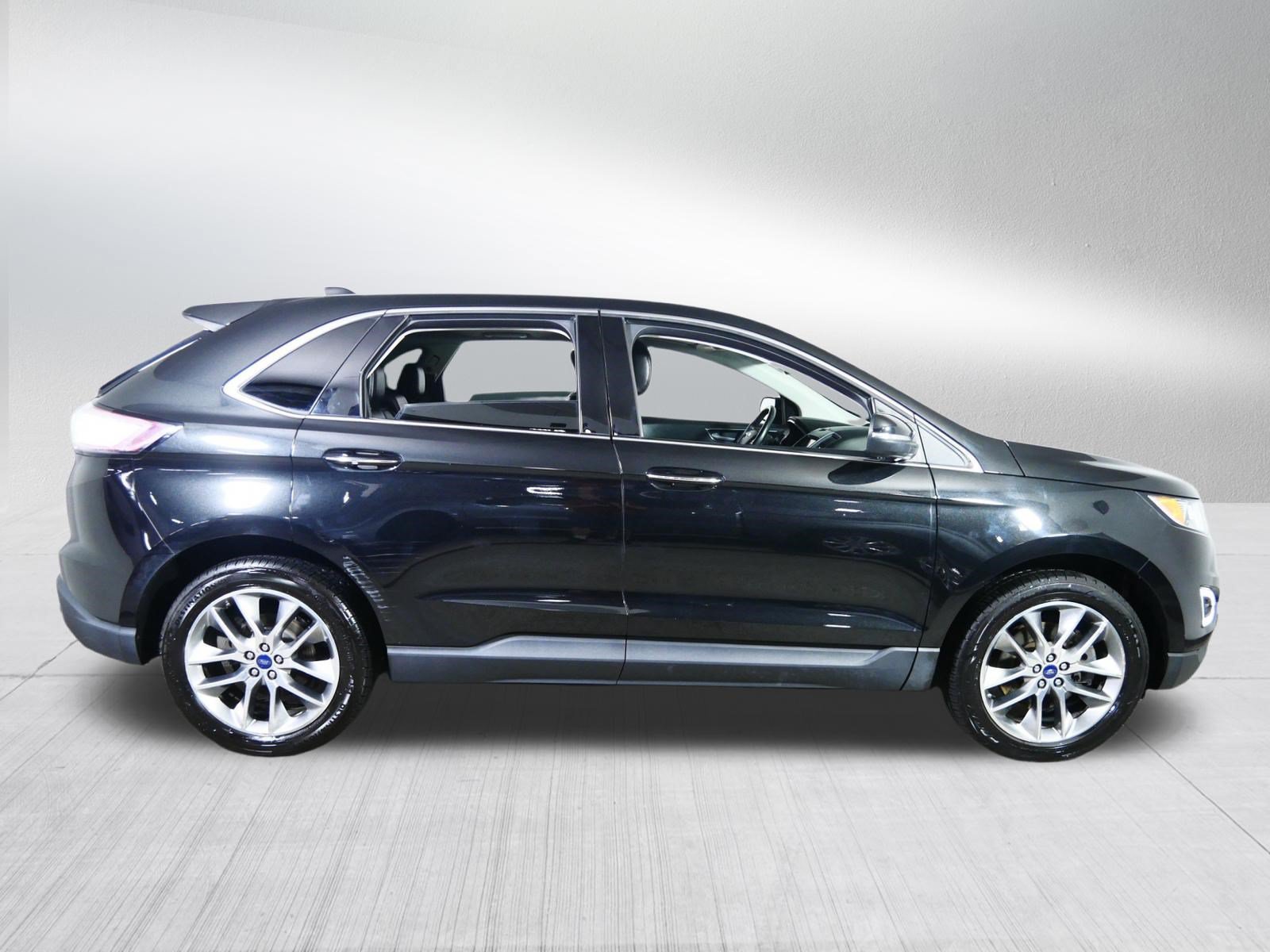 Used 2015 Ford Edge Titanium w/ Equipment Group 301A FWD image 8