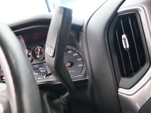 Used 2024 Chevrolet Silverado 1500 Custom image 28