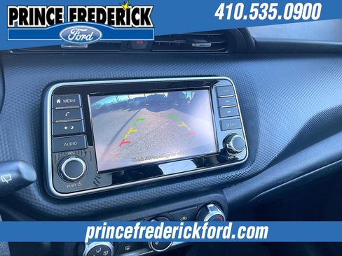 Used 2022 Nissan Kicks S image 20