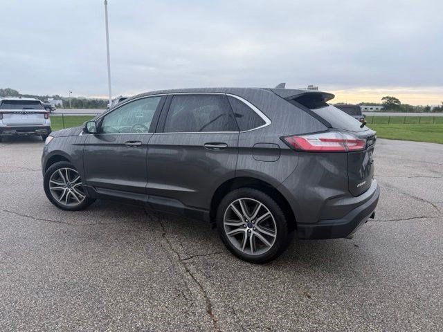 Used 2020 Ford Edge Titanium w/ Class II Trailer Tow Package AWD/4WD image 11