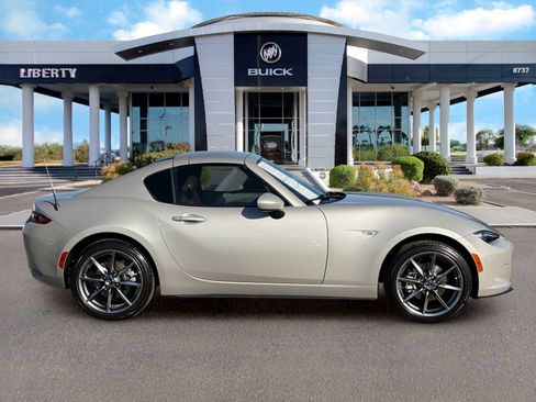 Used 2023 MAZDA MX-5 Miata Grand Touring RWD image 3