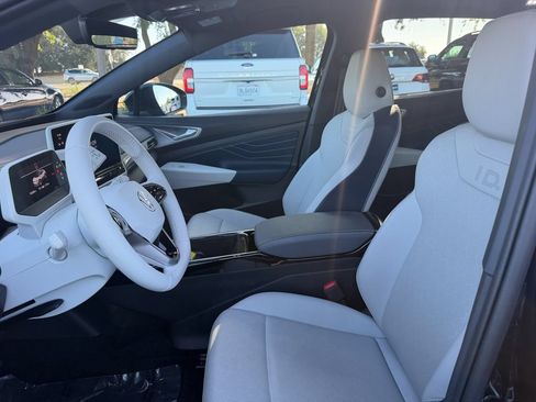 Used 2023 Volkswagen ID.4 Pro S Plus AWD/4WD image 11
