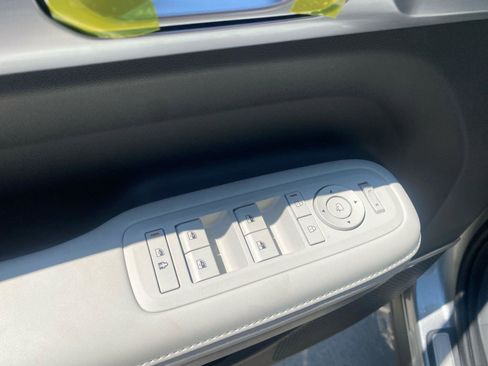 Used 2024 Hyundai Santa Fe Calligraphy image 17