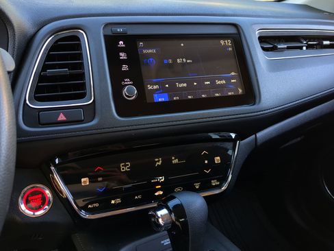 Used 2019 Honda HR-V EX image 20