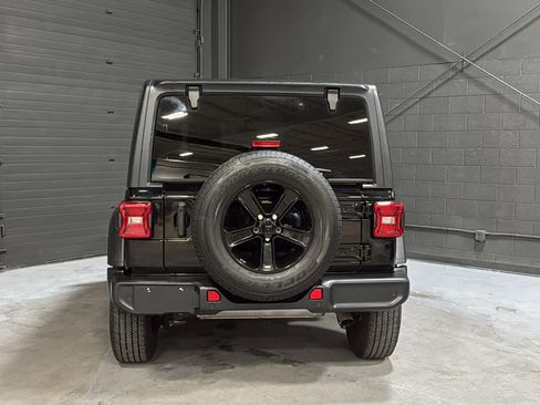Used 2022 Jeep Wrangler Unlimited Sport AWD/4WD image 5