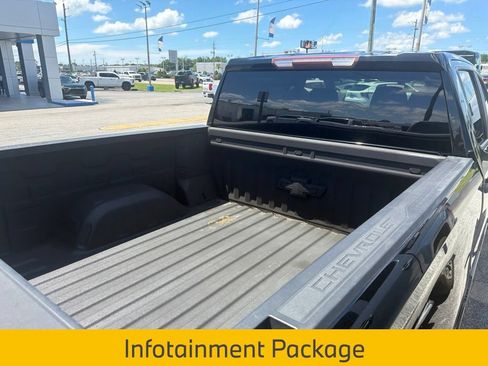 Used 2020 Chevrolet Silverado 1500 Custom Trail Boss w/ Custom Convenience Package AWD/4WD image 8