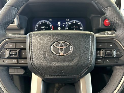 New 2025 Toyota 4Runner TRD Off-Road Premium image 27