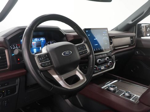 Used 2023 Ford Expedition Max Limited image 30
