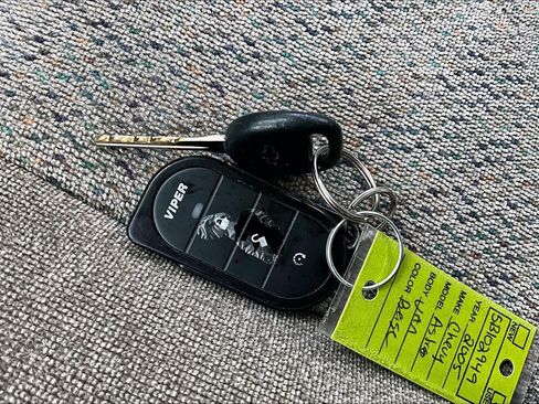 Used 2005 Chevrolet Astro Passenger AWD image 12