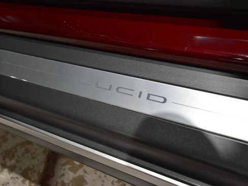 Used 2023 Lucid Air Touring AWD/4WD image 16