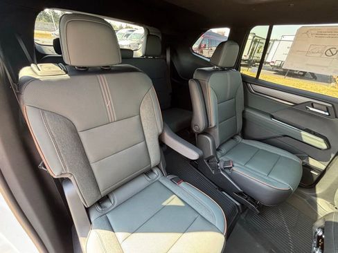 New 2026 GMC Acadia AT4 w/ Super Cruise Package image 41