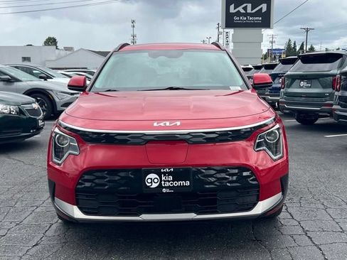 Used 2023 Kia Niro Wind FWD image 4
