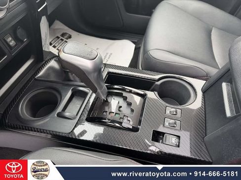 Used 2019 Toyota 4Runner TRD Off-Road Premium AWD/4WD image 22