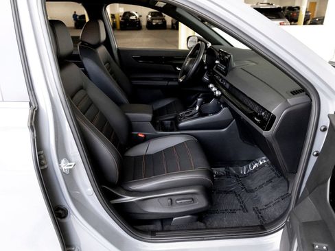 Used 2025 Honda CR-V Sport Touring image 27