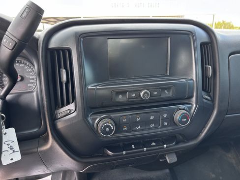 Used 2018 Chevrolet Silverado 2500 W/T w/ WT Convenience Package AWD/4WD image 10