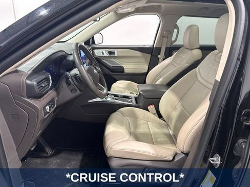 Used 2020 Ford Explorer Platinum AWD/4WD image 11