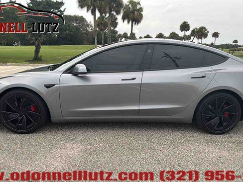 Used 2025 Tesla Model 3 Performance AWD/4WD image 2