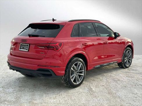 Used 2024 Audi Q3 2.0T Premium Plus image 3