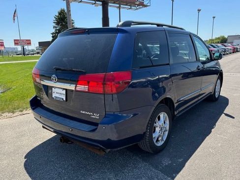 Used 2005 Toyota Sienna XLE Limited w/ XLE Limited Pkg 2 FWD image 38