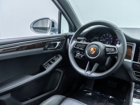 New 2026 Porsche Macan AWD/4WD image 33