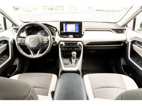 Used 2023 Toyota RAV4 XLE w/ XLE Grade Weather Package AWD/4WD image 20