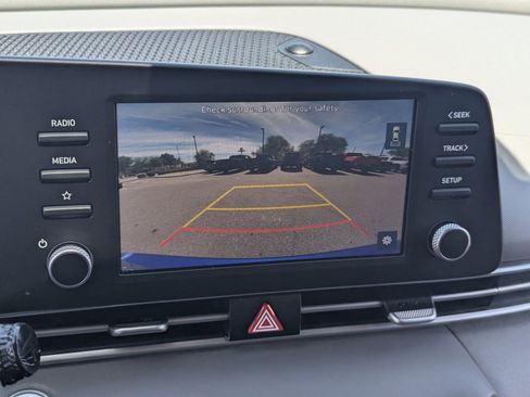 Used 2023 Hyundai Elantra SEL w/ Cargo Package FWD image 28