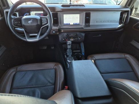 Used 2023 Ford Bronco Outer Banks image 15