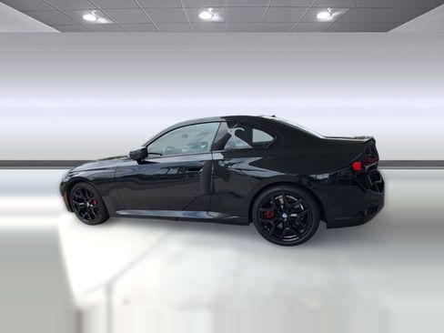 Used 2025 BMW 230i Coupe w/ M Sport Package RWD image 2