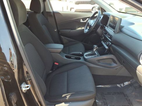 Used 2022 Hyundai Kona SEL w/ Convenience Package image 11