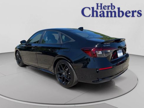 Used 2025 Honda Civic Sport image 3