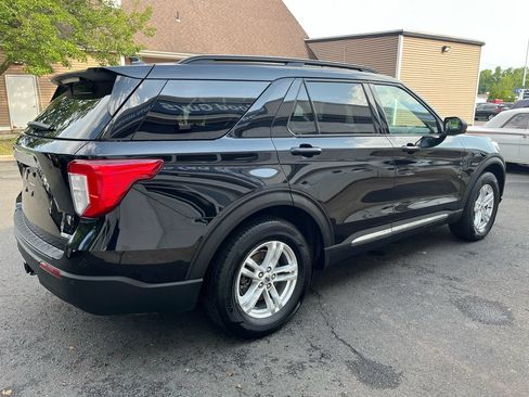 Used 2020 Ford Explorer XLT w/ Comfort Package AWD/4WD image 5