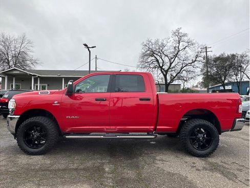 Used 2024 RAM 2500 Big Horn image 4