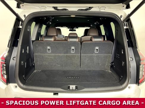 Certified 2025 Nissan Armada SL AWD/4WD image 36