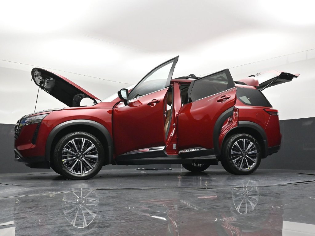 New 2026 Nissan Pathfinder Platinum AWD/4WD image 39