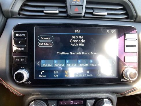 New 2025 Nissan Versa SR image 17