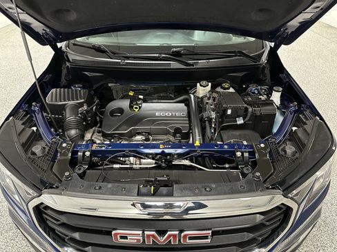 Used 2022 GMC Terrain SLE w/ Driver Convenience Package AWD/4WD image 16