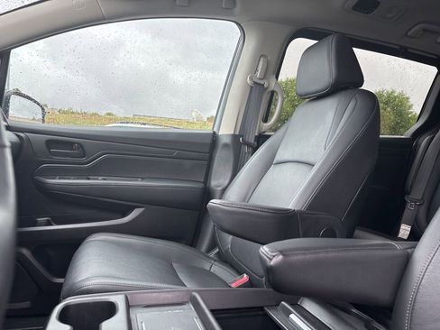 Used 2025 Honda Odyssey EX-L image 9