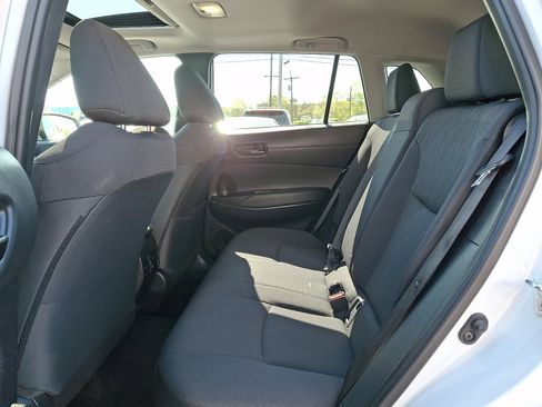 Used 2023 Toyota Corolla Cross LE w/ Moonroof Package image 10