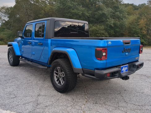 Certified 2021 Jeep Gladiator Sport image 5