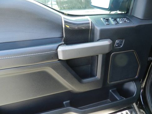 Used 2018 Ford F150 Raptor w/ Equipment Group 802A Luxury AWD/4WD image 16