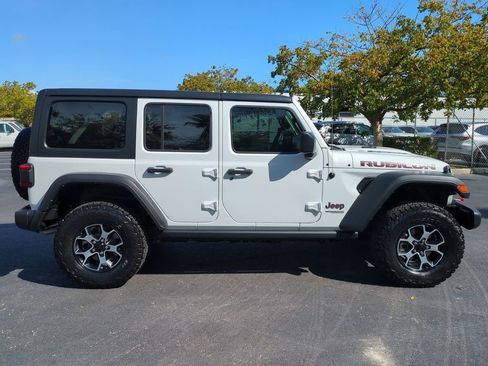 Used 2021 Jeep Wrangler Unlimited Rubicon AWD/4WD image 2