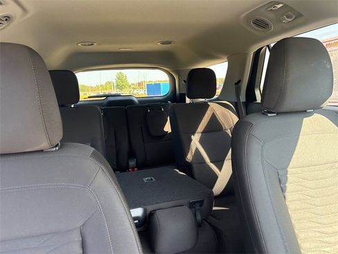 Used 2022 Ford Explorer XLT image 39