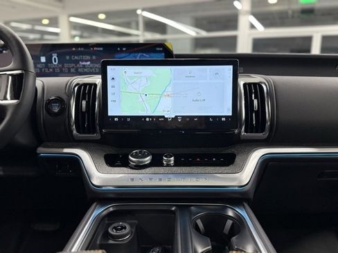 New 2026 Ford Expedition Tremor image 23